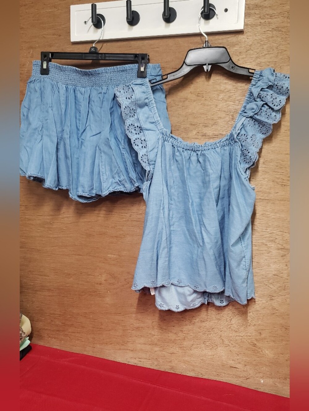 Jessica Simpson 2 Pc Skort Set With Ruffled And Eyelet Detailing Top Medium - Picture 2 of 8